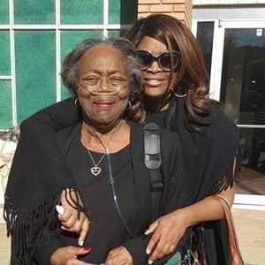 Meet your Posher, Alexandrea- shelly